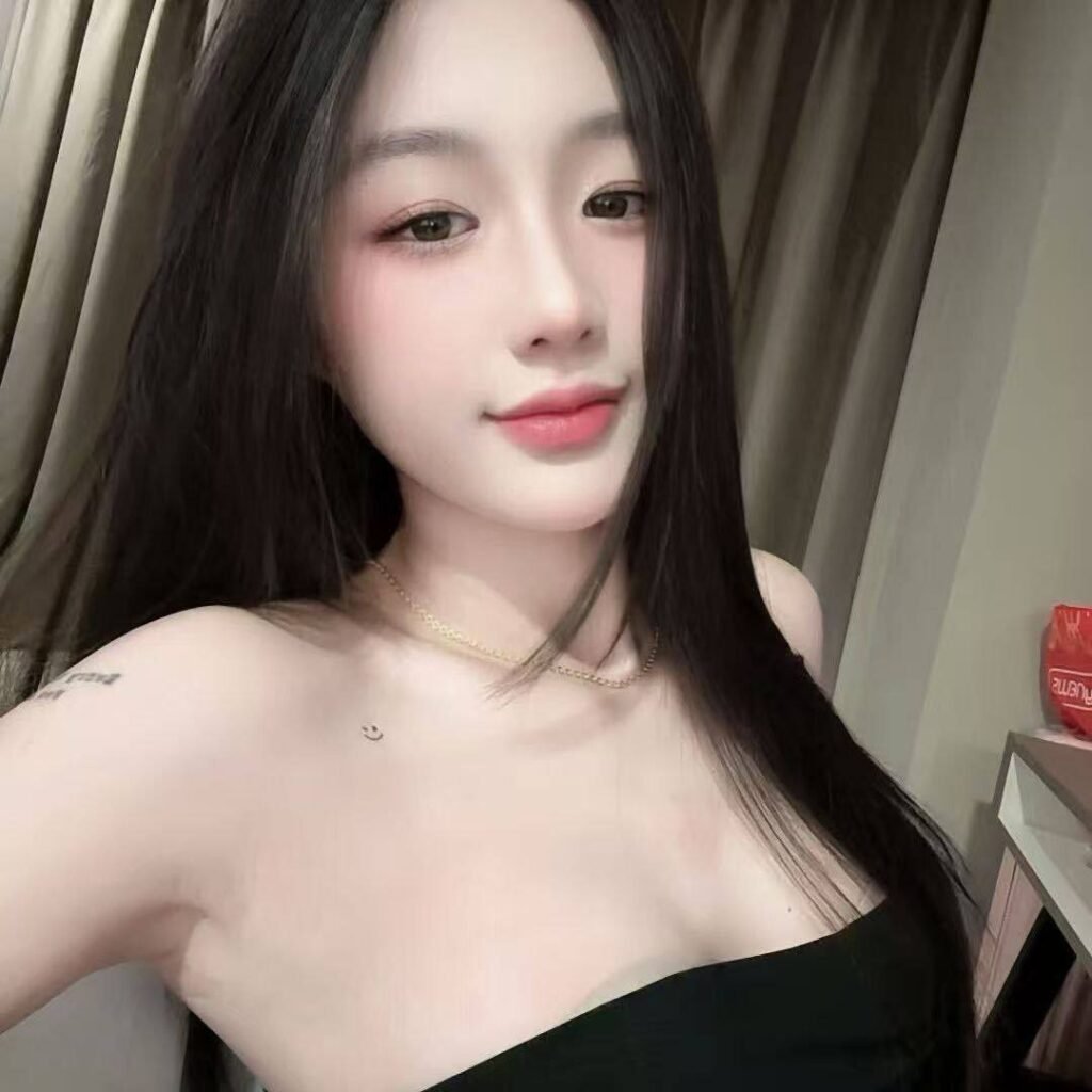 Elly main profile photo in DAMANSARA