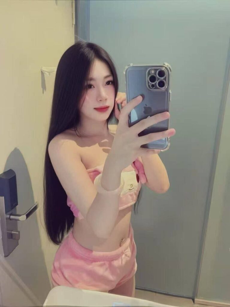 SRI PETALING Vietnamese Companion Kim