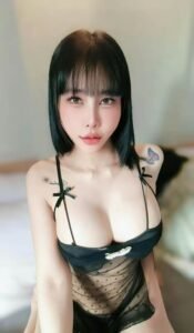 Mona – PUCHONG KINRARA