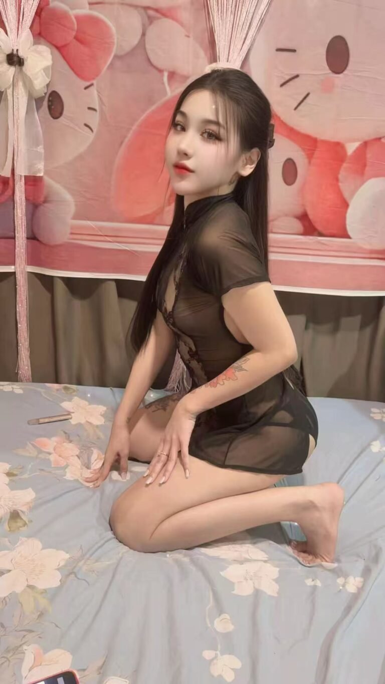 Vietnamese Call Girl Moon in SUNWAY MENTARI