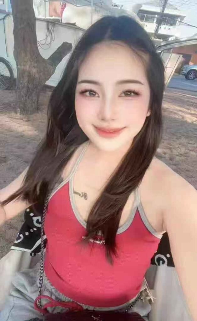Cinny main profile photo in KL Area