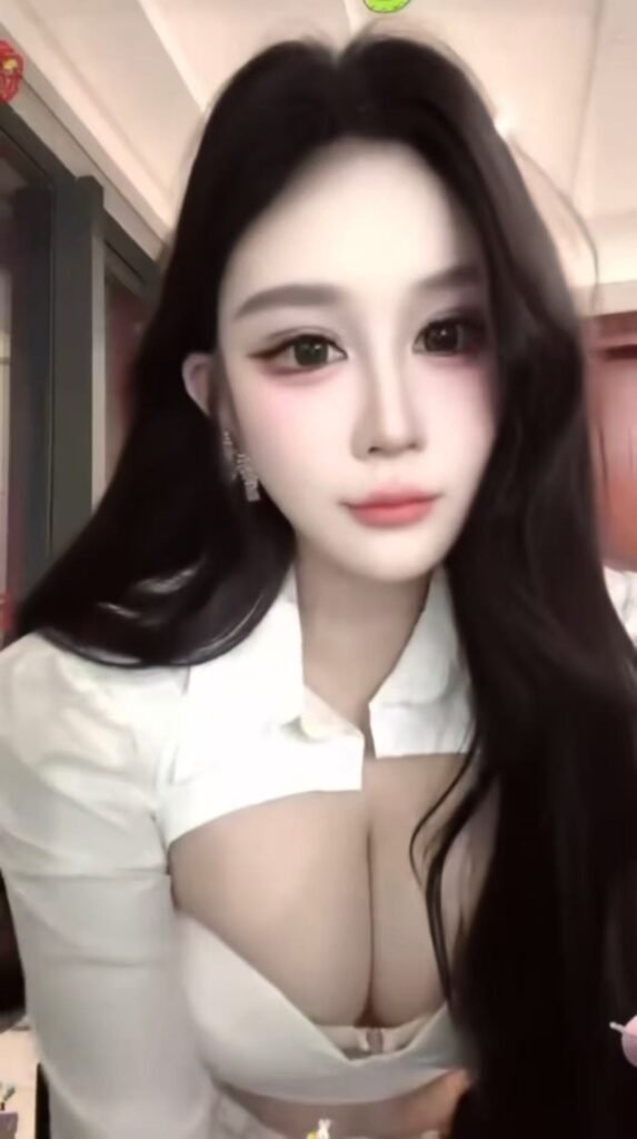 Elpis main profile photo in KL Area