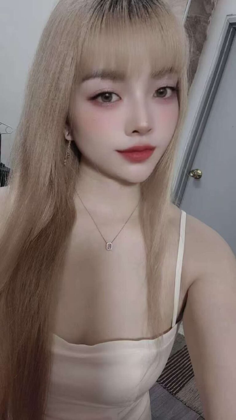 Meet Wenwen - Vietnamese Escort DAMANSARA
