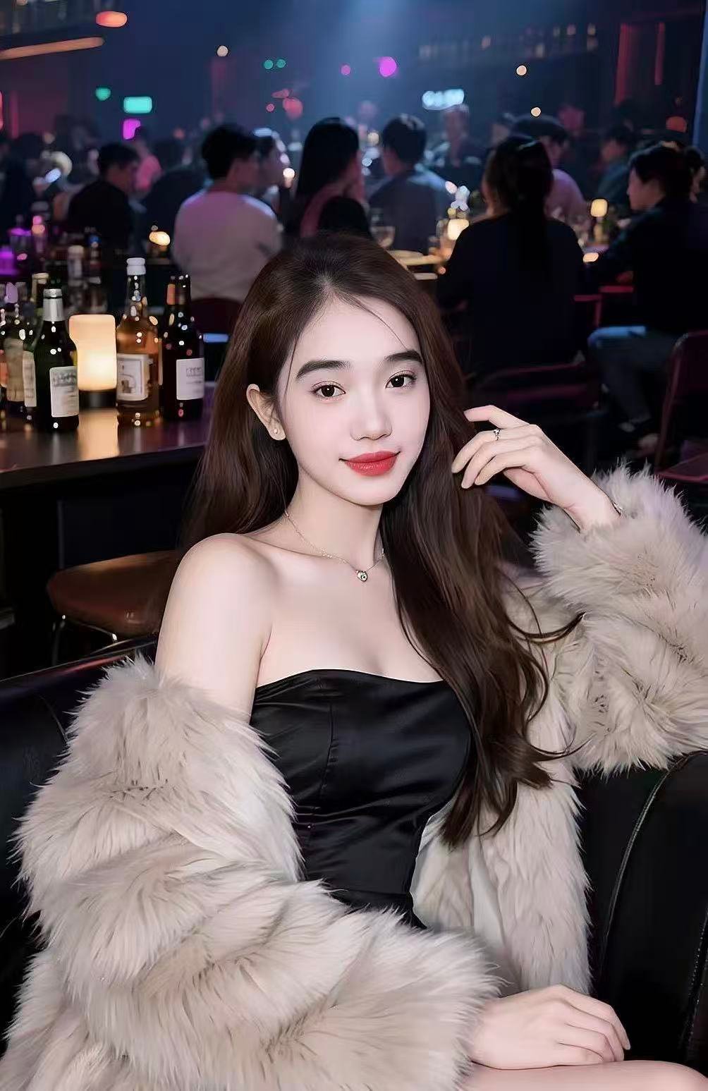 Pant profile photo