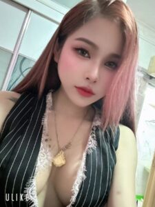 Clara – KUCHAI LAMA