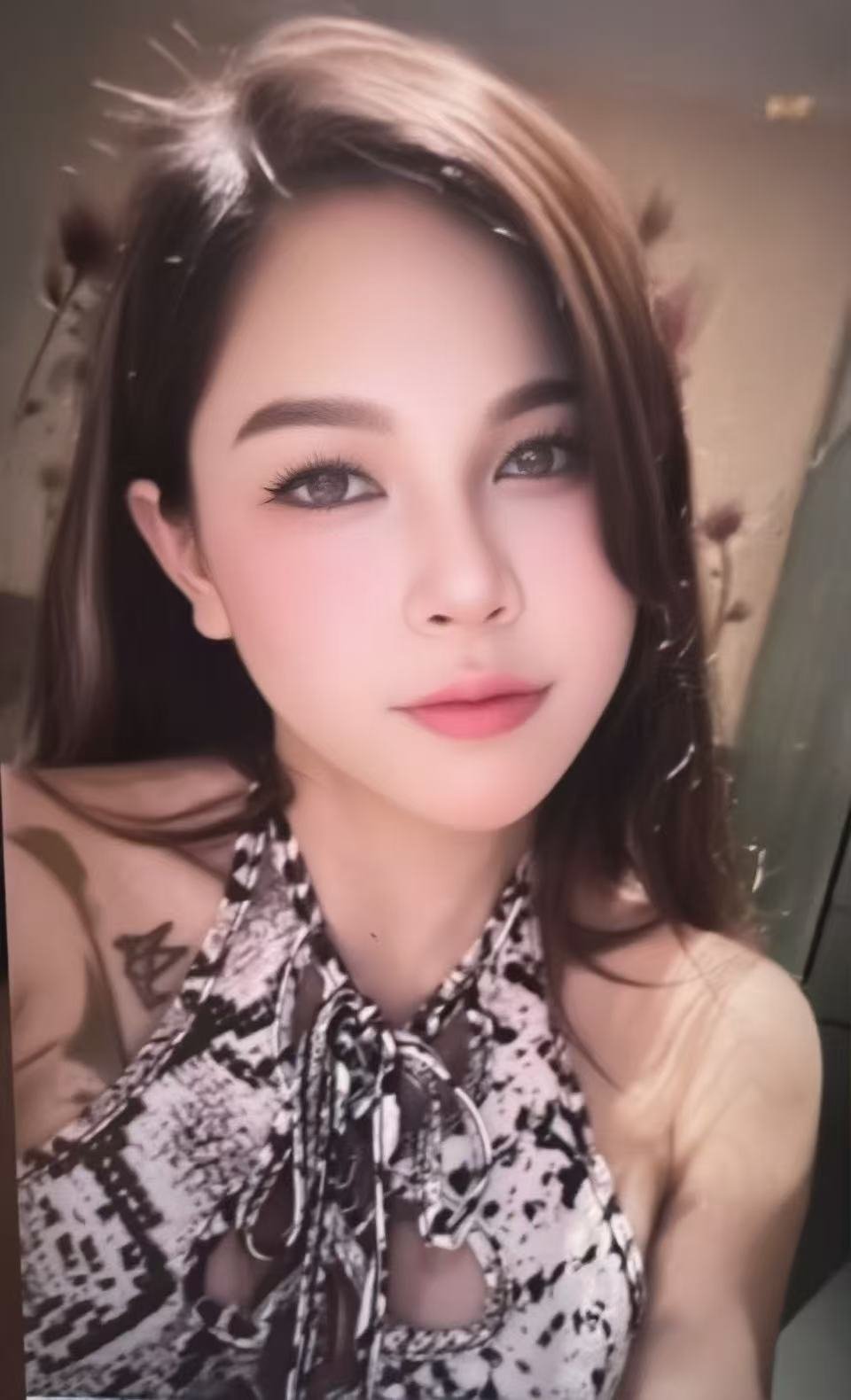 Summer profile photo