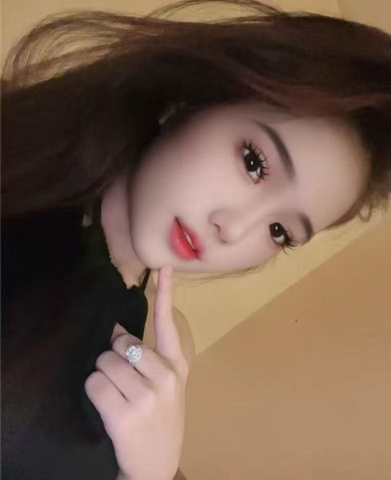 lyly profile photo