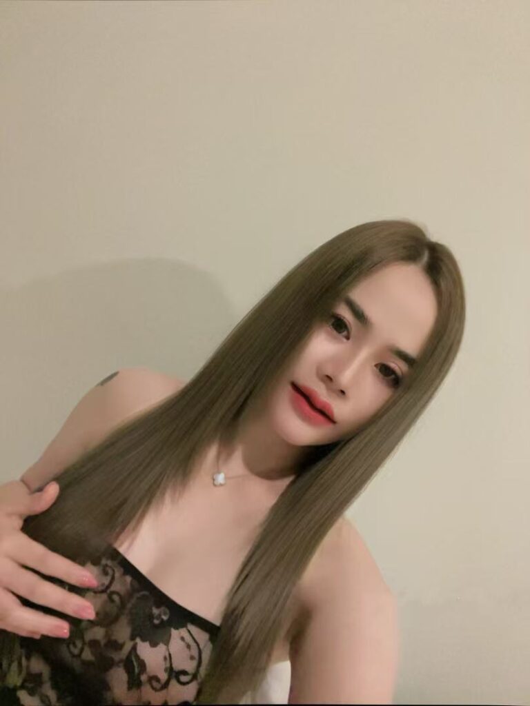Moji yo - SUNWAY MENTARI Escort