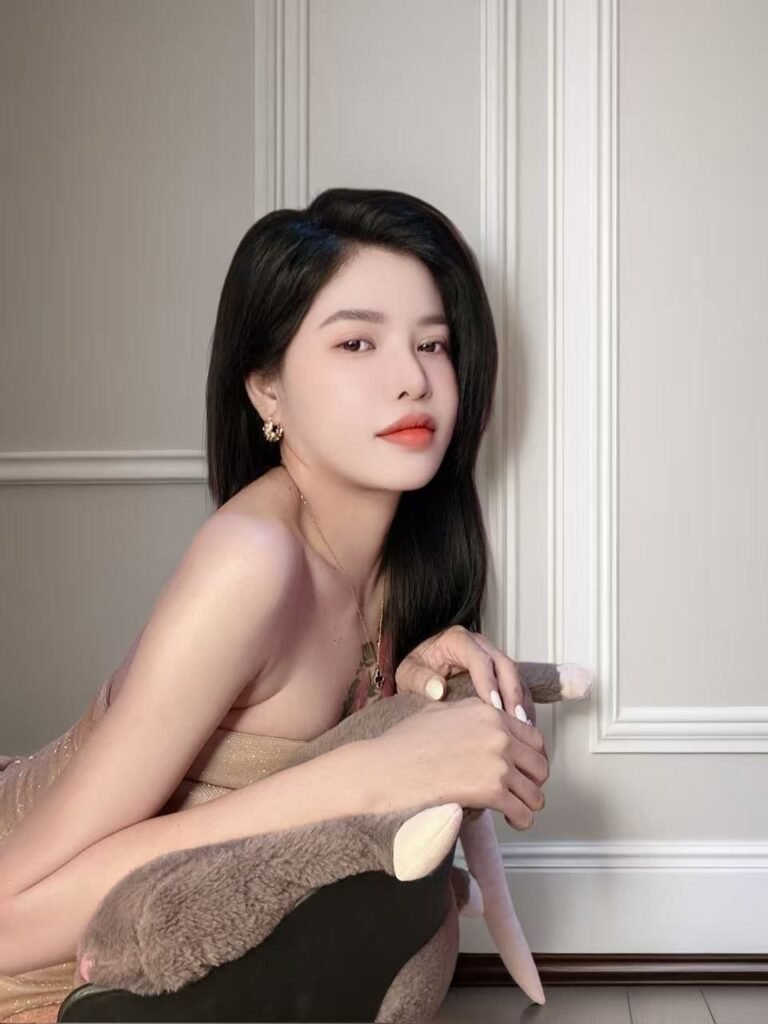 TAMAN DESA Vietnamese Escort YY