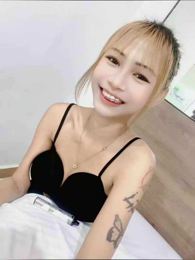 Nikki - Girl Available KEPONG