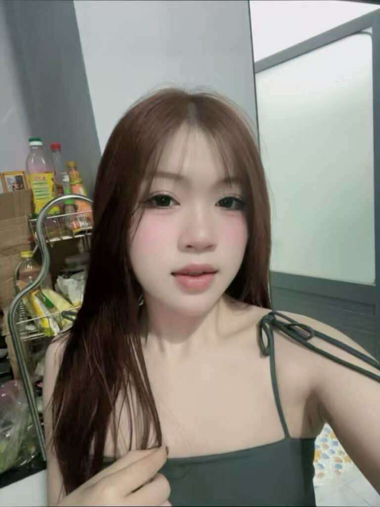 Mymy - TAMAN DESA Premium Escort