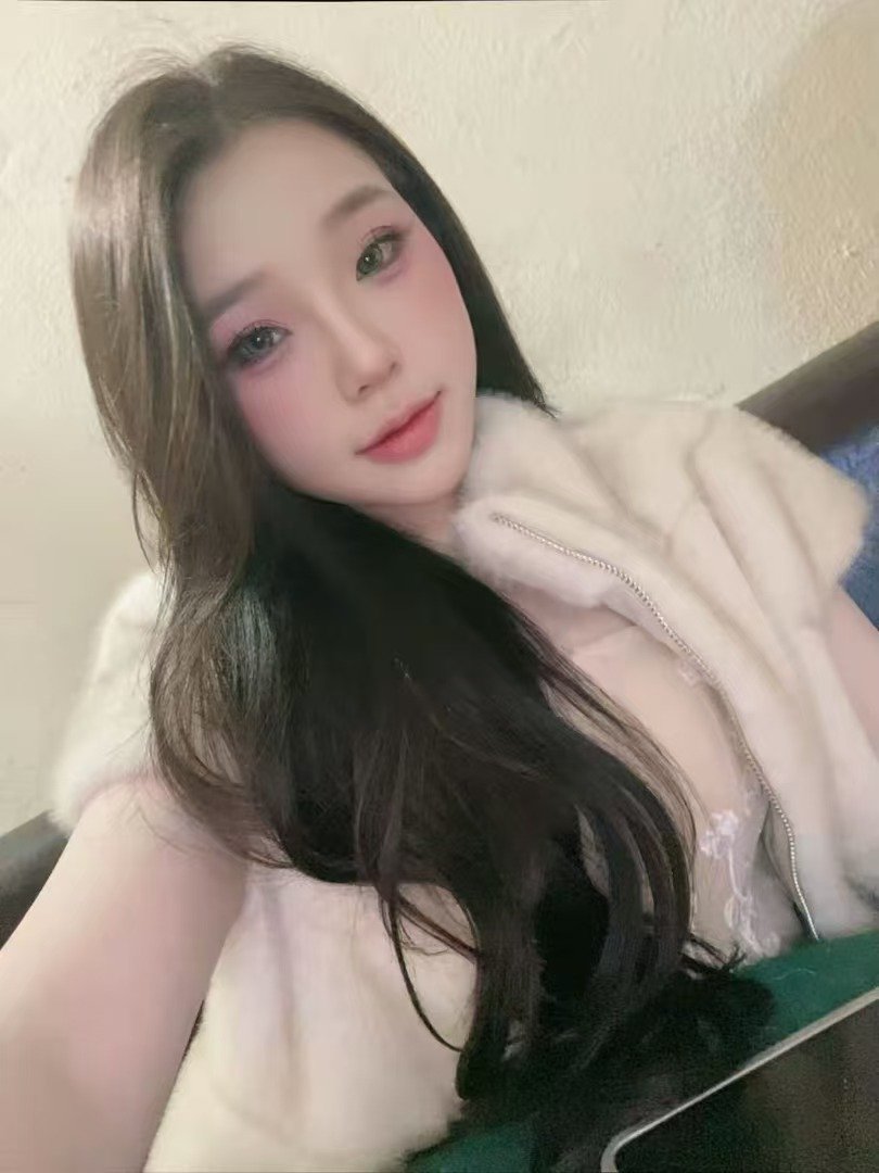 July profile photo
