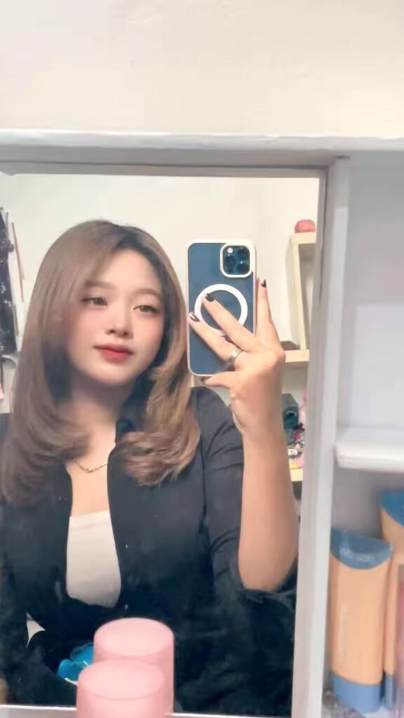 Jella main profile photo in DAMANSARA