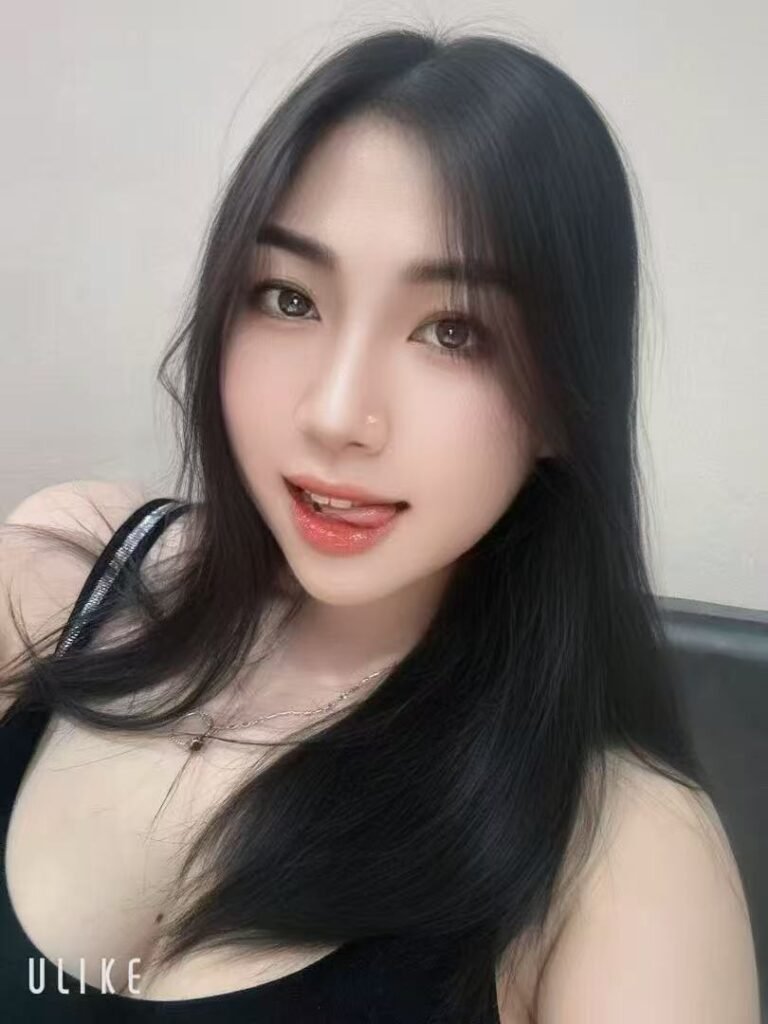 Anh Anh in PETALING JAYA