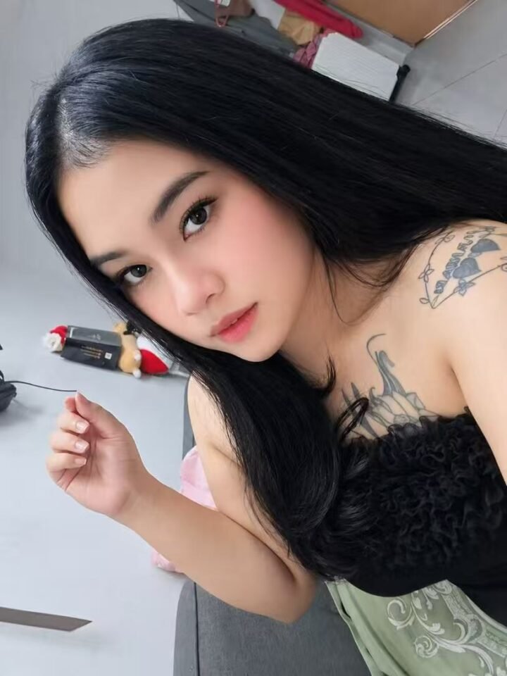 Dina in SRI PETALING