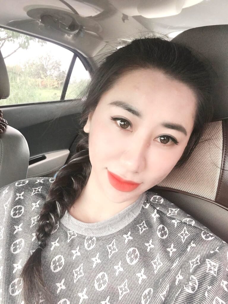 Alis main profile photo in TAMAN DESA