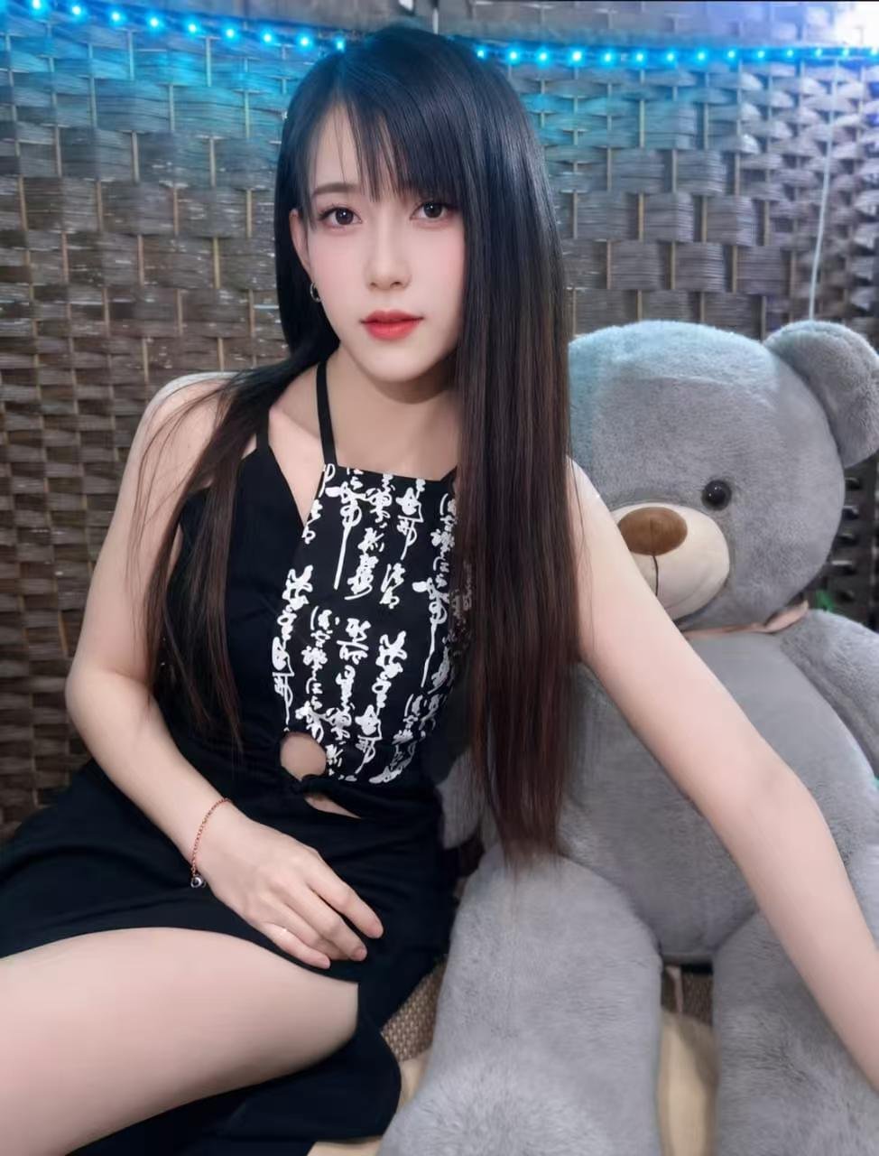 Lydia profile photo