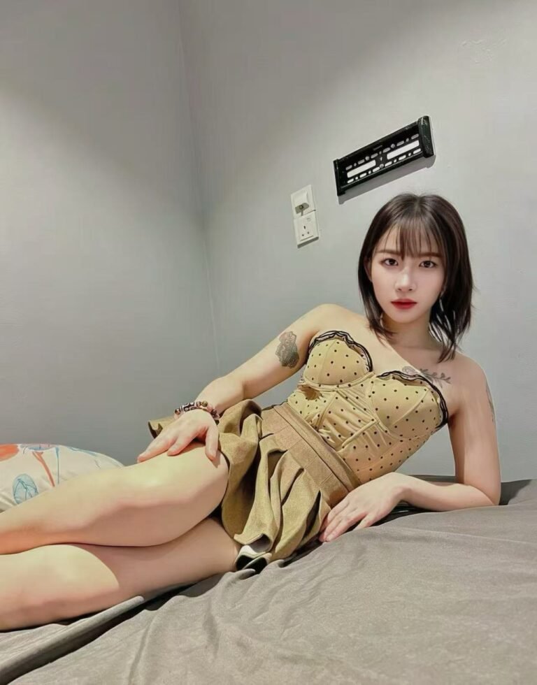 Nicci in SRI PETALING