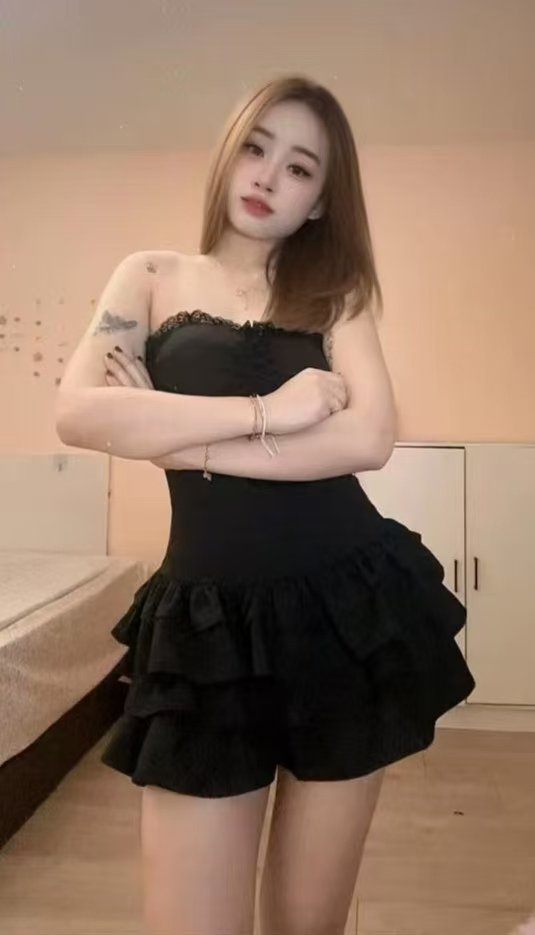 Paris profile photo