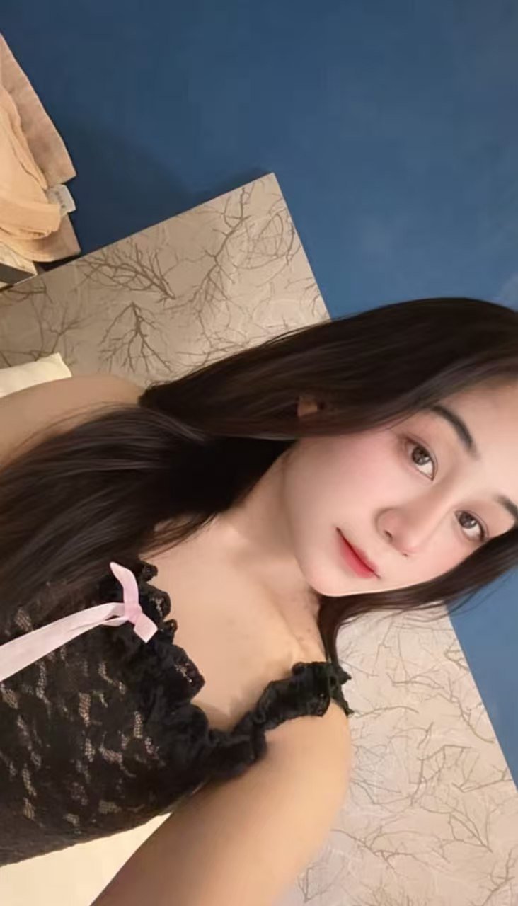 Shellin 小姐照片