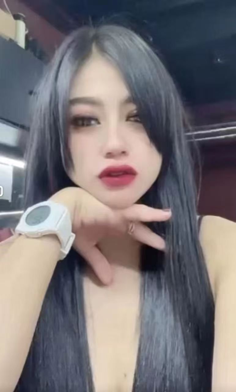 Voka 小姐照片