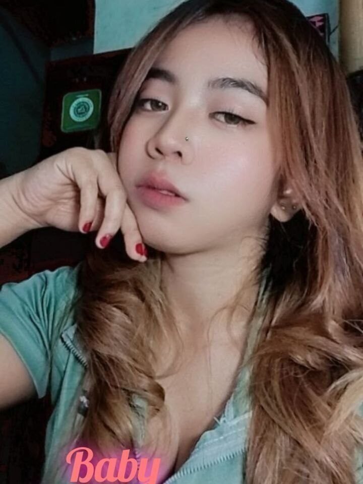 Indonesian girl in Nilai, Negeri Sembilan