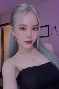 Julia – TAMAN DESA