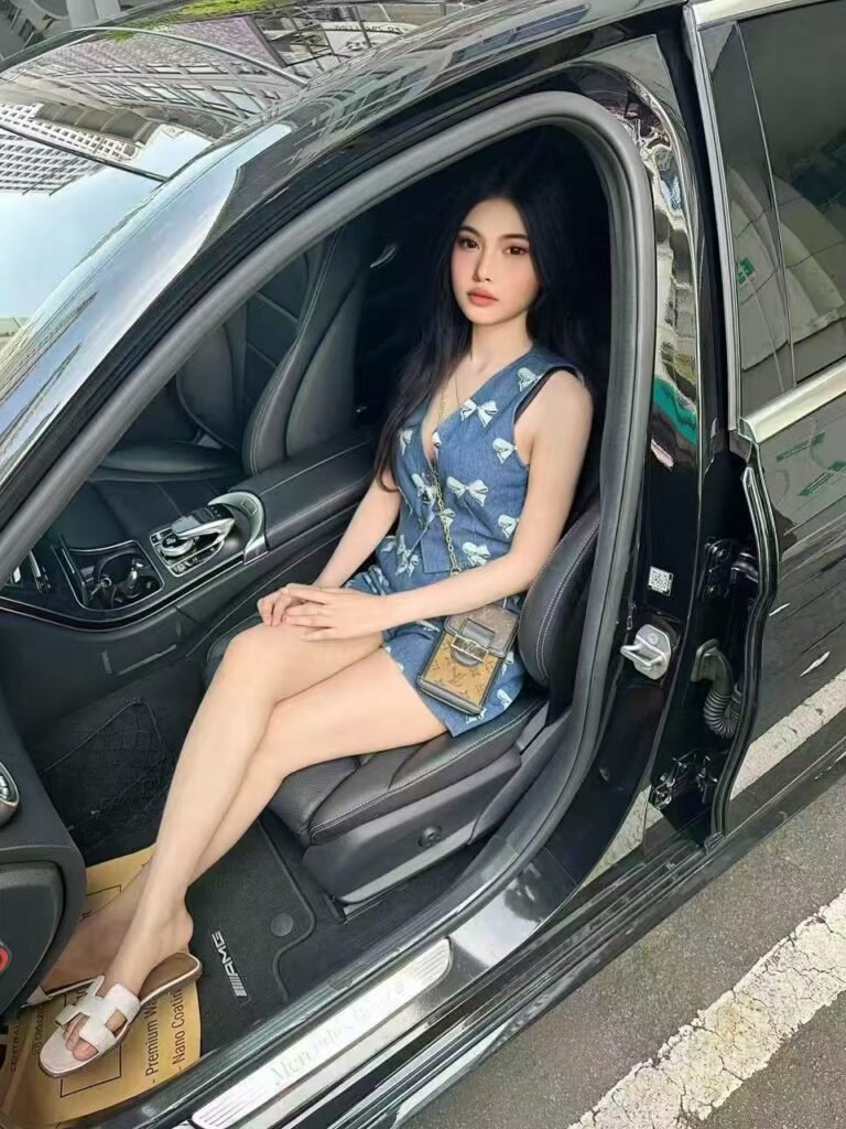 Aiko 20yo - Indonesian SRI PETALING Escort