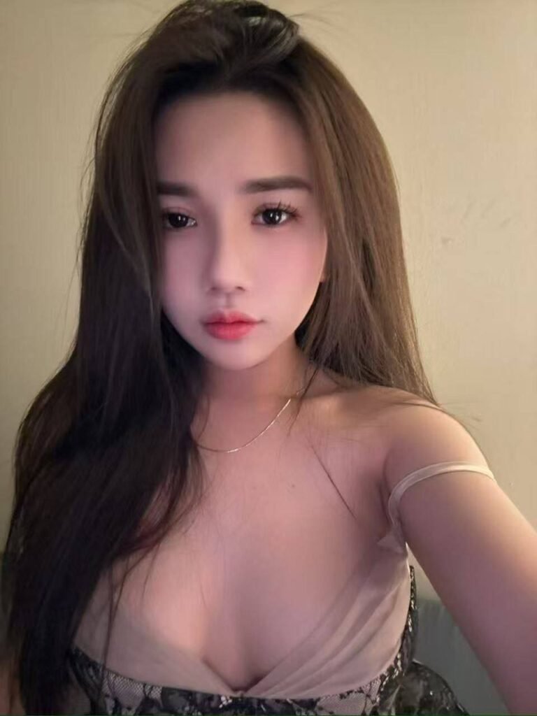KUCHAI LAMA Vietnamese Escort Beely